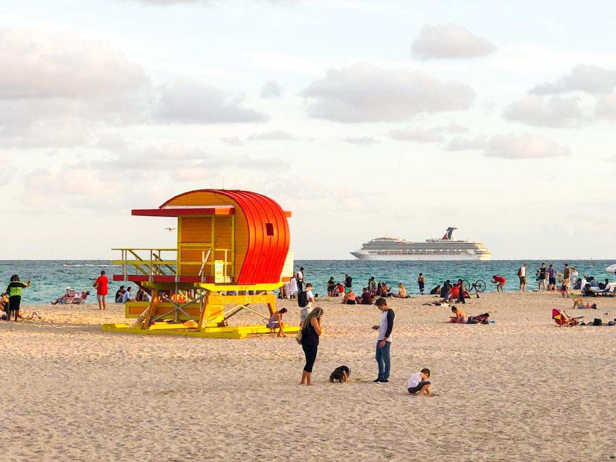 The Meridian Miami Beach Exterior photo